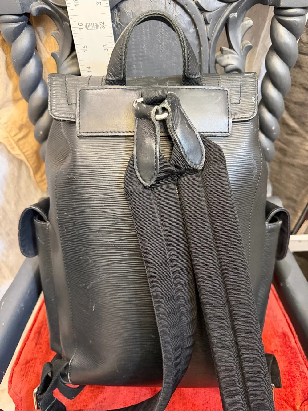 Louis Vuitton structured louis